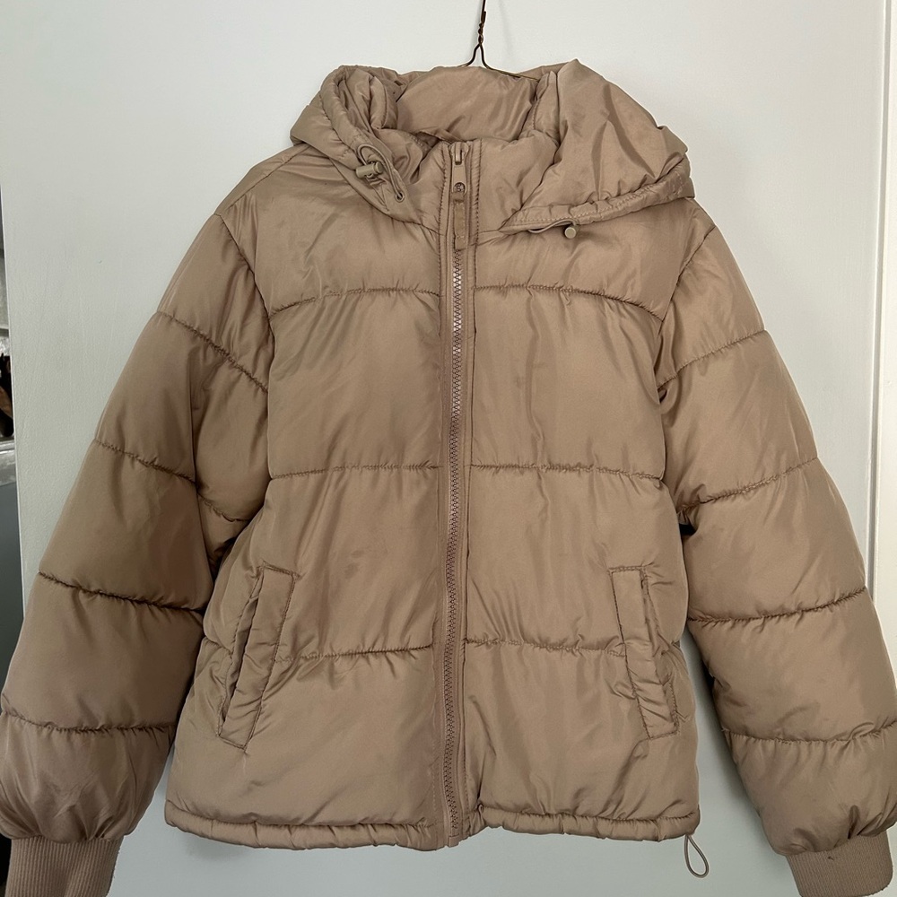 Women's Hooded Puffer Jacket - Beige